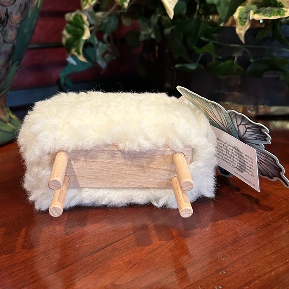 NWT World Traveler Meier Germany Wool Sheep Figurine - Picture 7 of 8